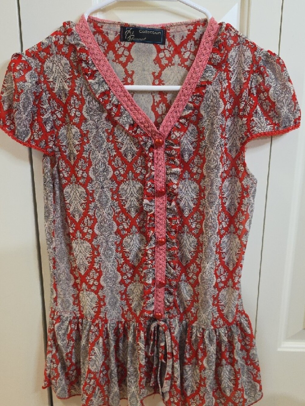 Red Printed Short-Sleeve Button-Front Peplum Blouse - Picture 2 of 11